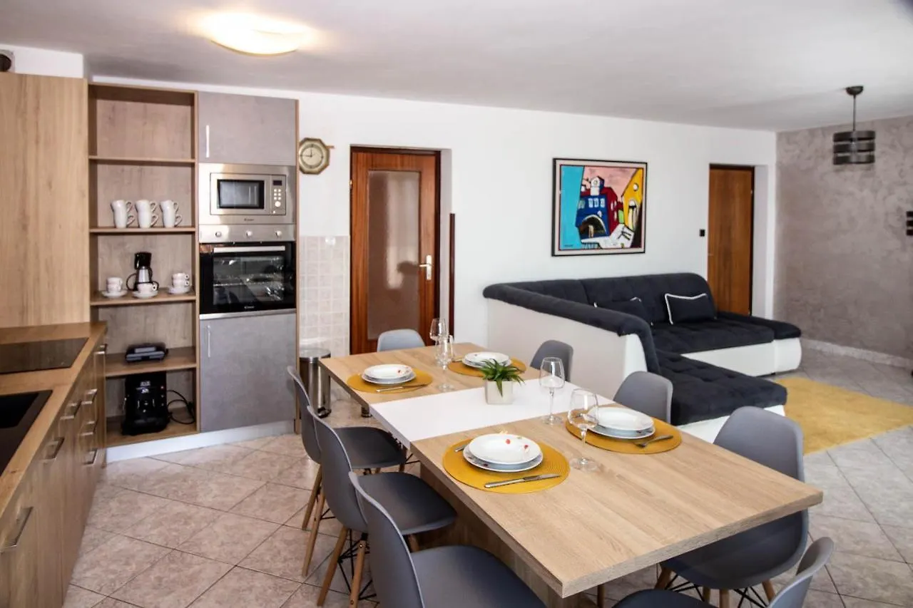 Big Apartment With Sea View! Silo  Croatia